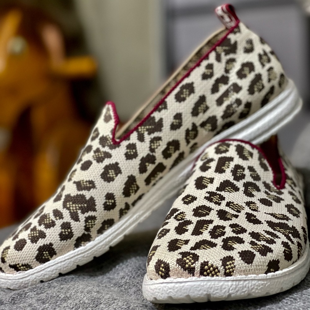 Like NEW Gypsy Jazz Slip On Animal Print Shoes! Cute!